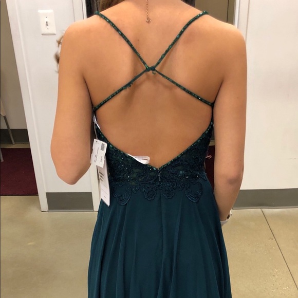 Prom dress - Picture 3 of 3
